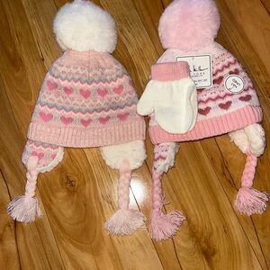 2 hats & pair of gloves